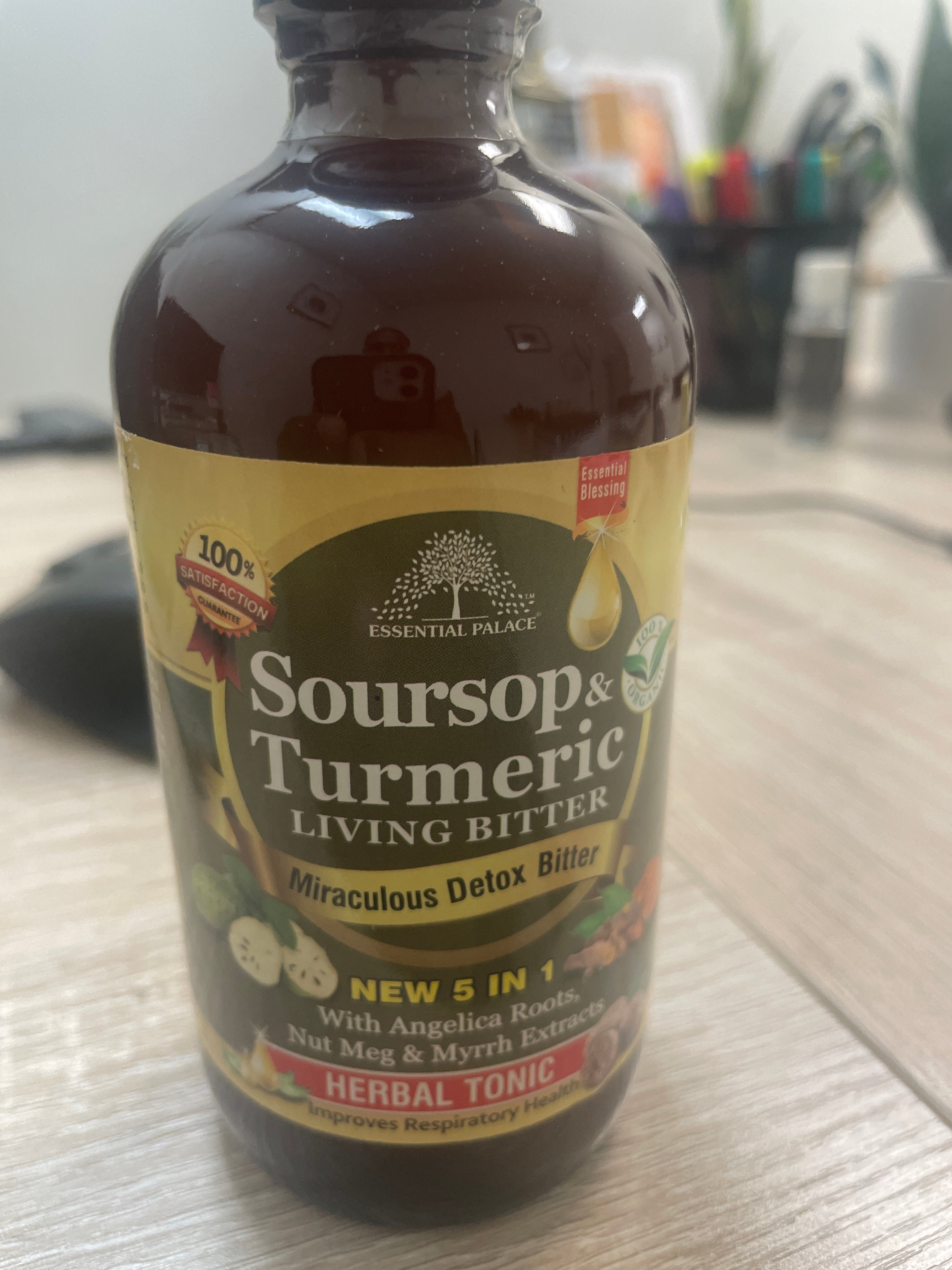 Soursop & turmeric living bitter
